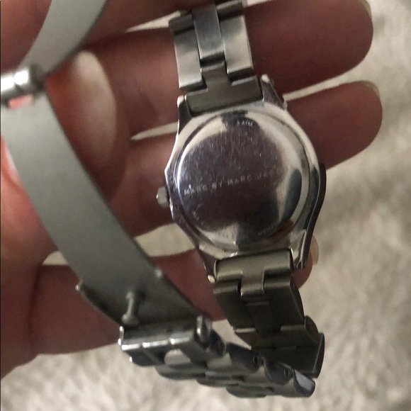Marc Jacobs Watch - Picture 2 of 3